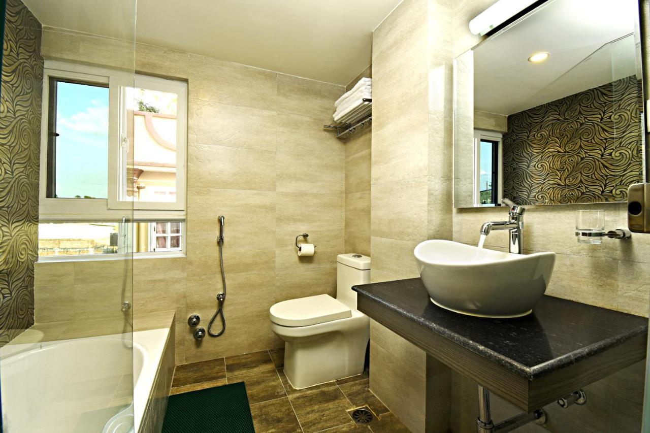 The Milestone Hotel Katmandu Dış mekan fotoğraf