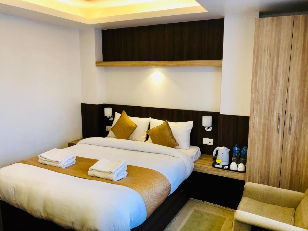 The Milestone Hotel Katmandu Dış mekan fotoğraf