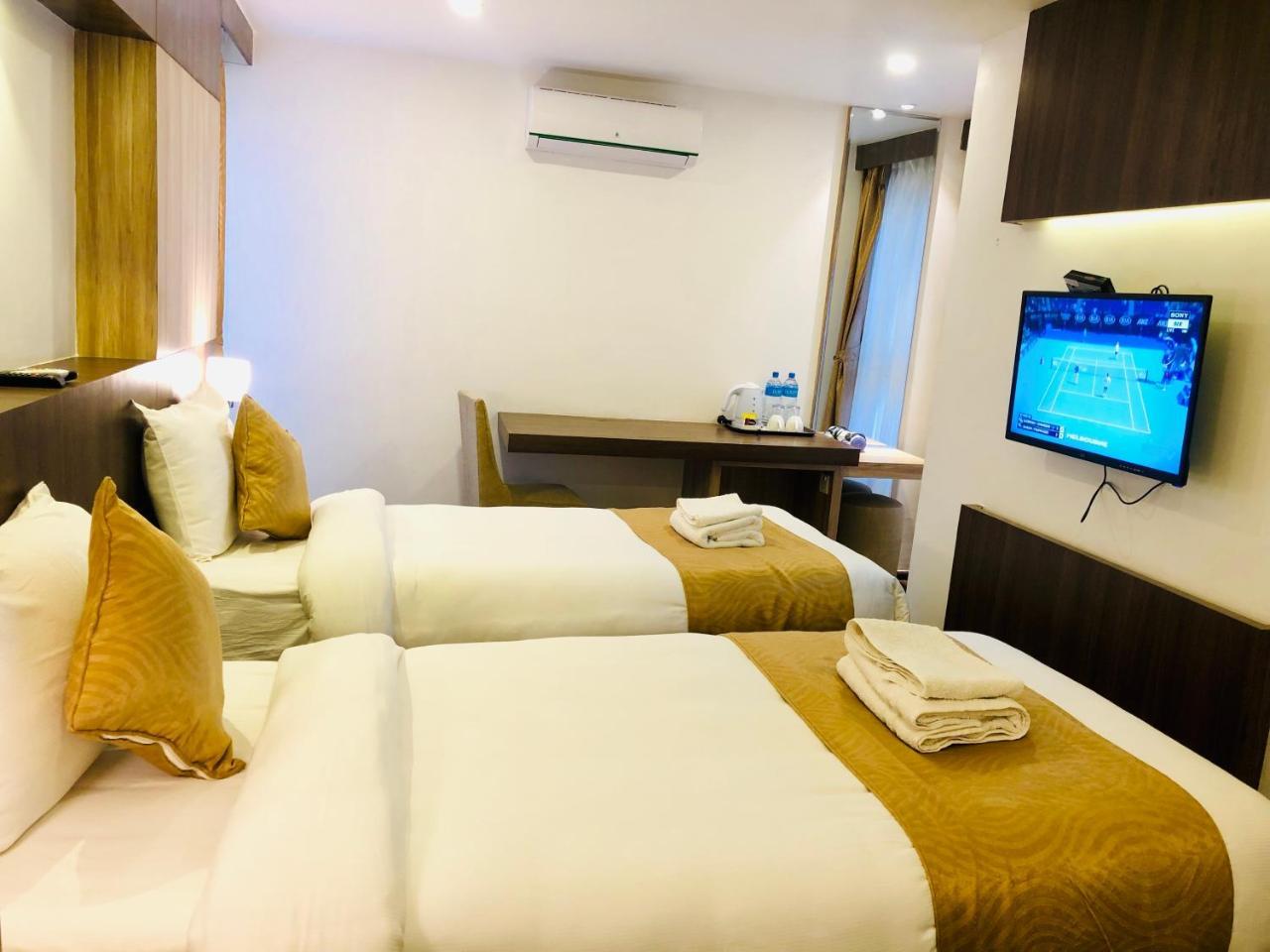 The Milestone Hotel Katmandu Dış mekan fotoğraf