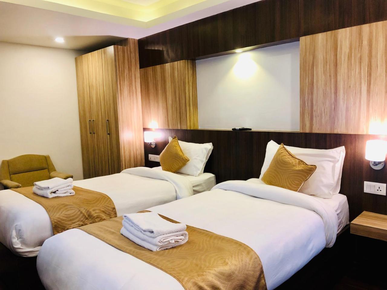 The Milestone Hotel Katmandu Dış mekan fotoğraf