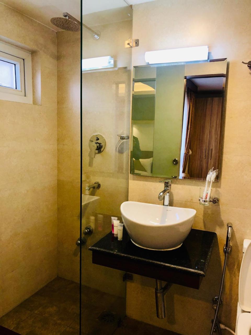 The Milestone Hotel Katmandu Dış mekan fotoğraf