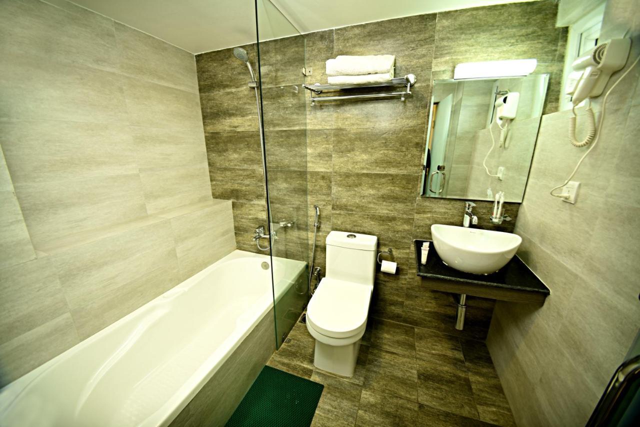 The Milestone Hotel Katmandu Dış mekan fotoğraf